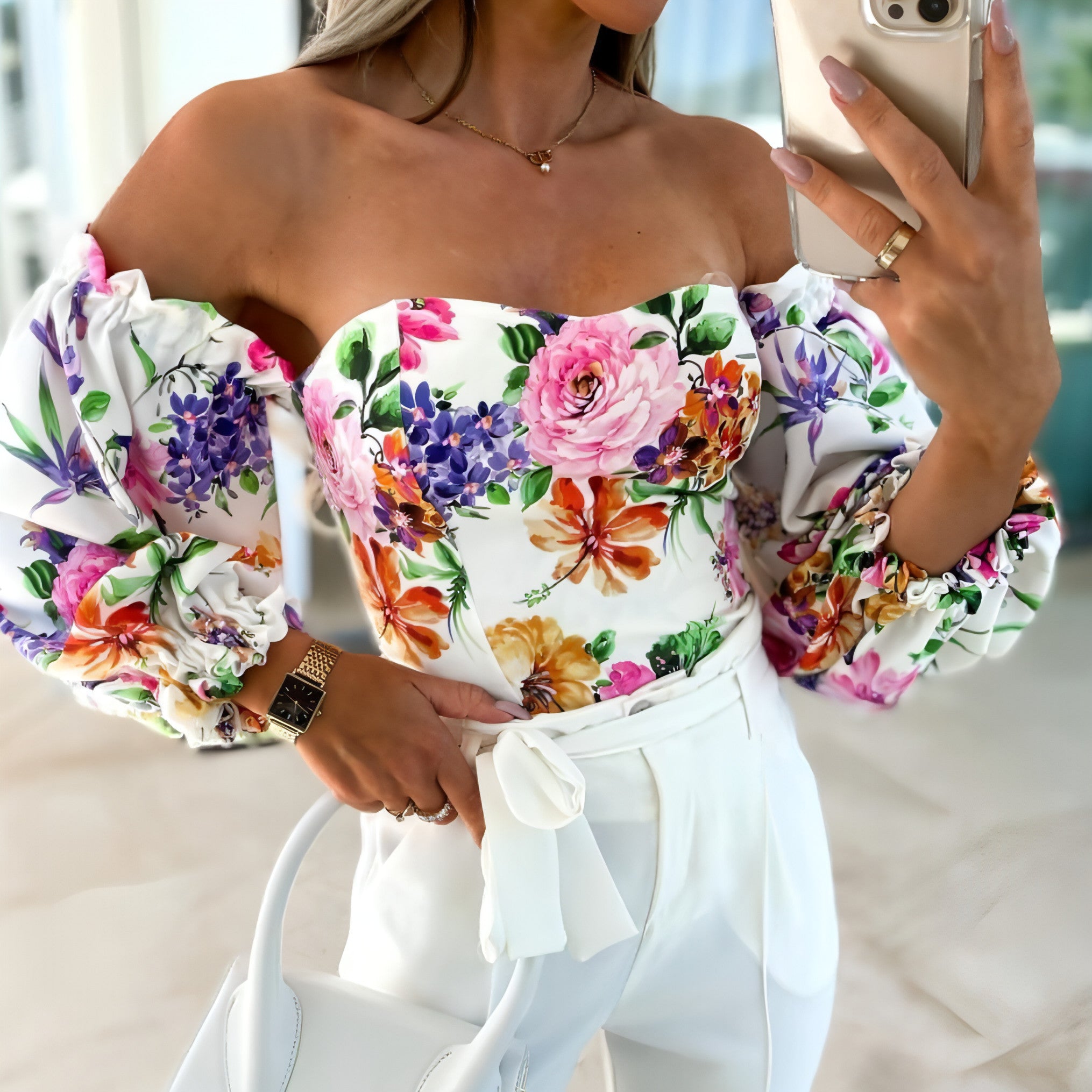 Lady Sexy Off-Shoulder Printed Shirt – Feminine Elegance Meets Casual